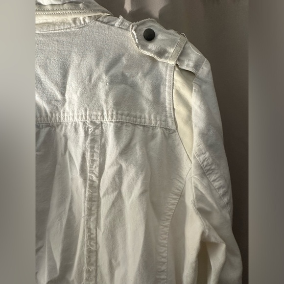 White Jacket w/ Zippers - Picture 3 of 12